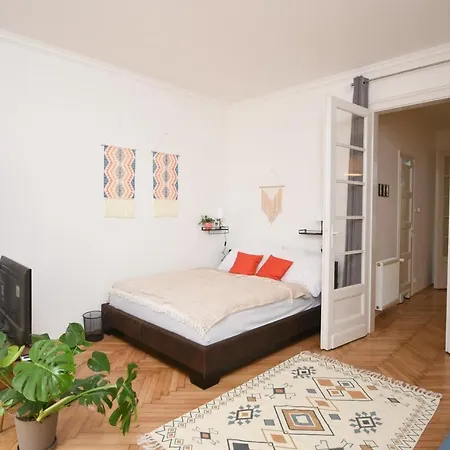 Apartment Castle Nest Budapest