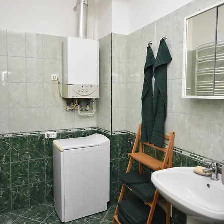 Apartment Castle Nest